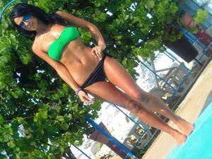 Justina (20) in Wisconsin | Casual Dating with Older Men