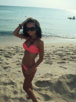 Aylin, 19, casual dating profile photo in Florida