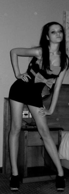 Zoey (28) in British Colombia | No-Strings Adult Dating