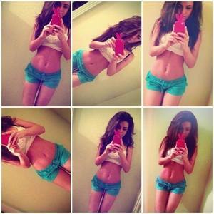 Profile photo of Elise, age 20, from Brandon, FL