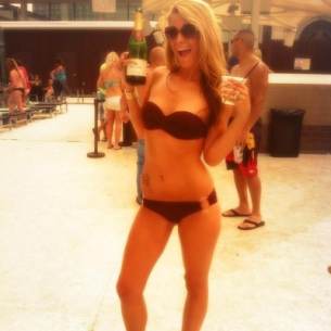 Iesha (20) in Aurora, IL, adult profile photo