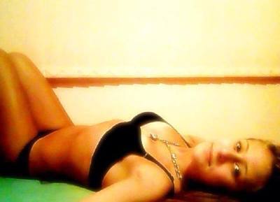 Mckenna (18) in Alberta | No-Strings Adult Dating