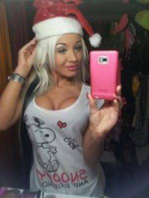 Daphne, 28 in Kentucky | Casual Dating and Private Chat