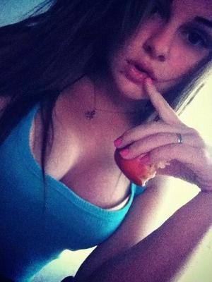 Meet Yaretzi (28) from Alberta | NSA Casual Encounters
