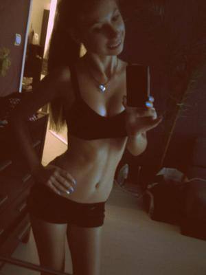 Connect with Keisha (25) | West Virginia NSA Hookups