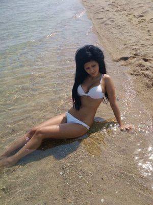 Nadine (27) in Florida | Private Adult Dating Profile