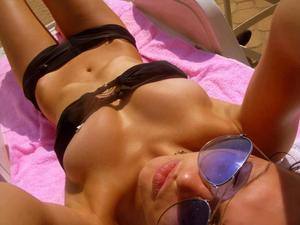 Julia (25), Iowa | Local Discreet Adult Connection