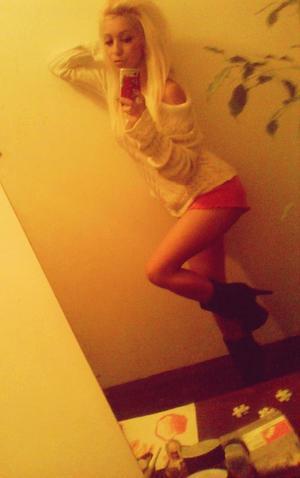 Shyla from California is looking for adult webcam chat