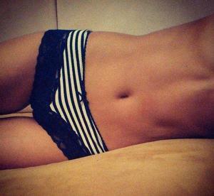 Tobi from North Kingstown, Rhode Island is looking for adult webcam chat