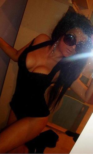 Escorts like Savanna are down to fuck you now!