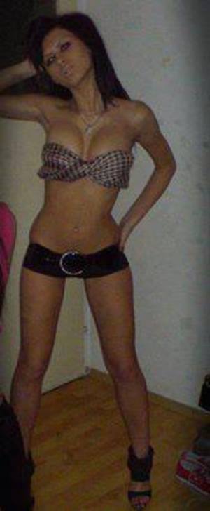 Looking for local cheaters? Take Lisa from Saskatchewan home with you