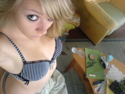 Nobuko from Pine Hollow, Oregon is looking for adult webcam chat