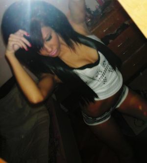 Shari from Maryland is interested in nsa sex with a nice, young man