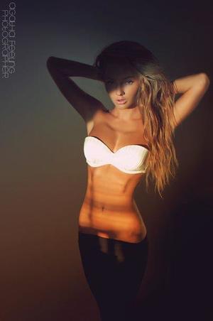 Looking for girls down to fuck? Giselle from Alberta is your girl