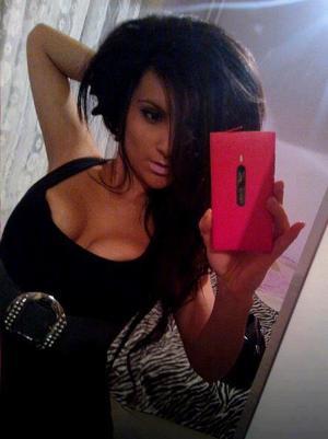 Caitlyn from North Carolina is the best local fuck buddy you can ever find