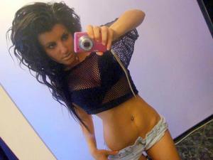 Dusti from Santa Fe, Tennessee is looking for adult webcam chat