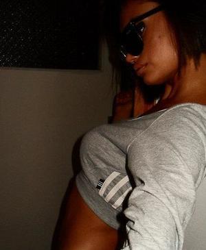 Meet local singles like Elisabeth from Georgia who want to fuck tonight