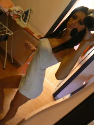 Looking for girls down to fuck? Regan from Michigan is your girl