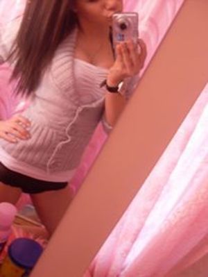 Alexis is a cheater looking for a guy like you!