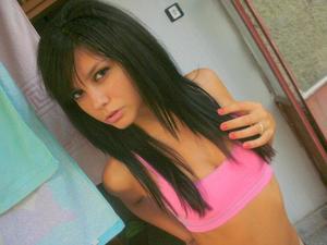Alma from New Jersey is interested in nsa sex with a nice, young man