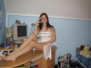 Looking for girls down to fuck? Becky from West Virginia is your girl