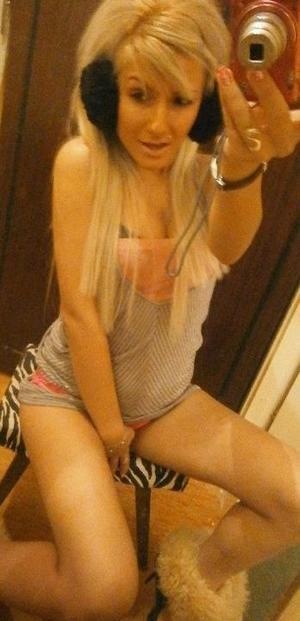 Lilyanna from Ohio is the best local fuck buddy you can ever find