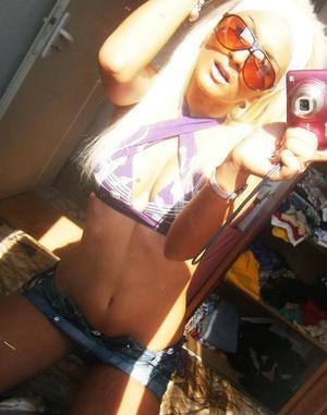 Karley is a cheater looking for a guy like you!