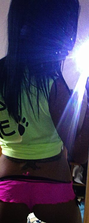 Natasha from Ohio is interested in nsa sex with a nice, young man