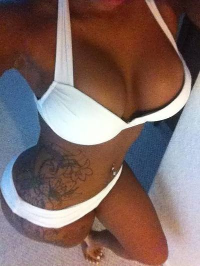 Jeanene from Louisiana is looking for adult webcam chat