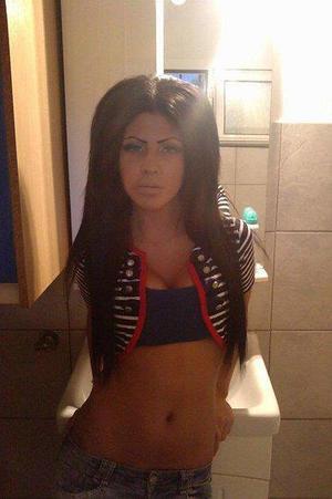 Meet local singles like Natasha from Ohio who want to fuck tonight