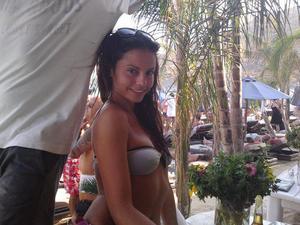 Rachelle from North Carolina is interested in nsa sex with a nice, young man