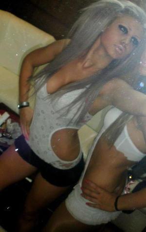 Carly from Arkansas is looking for adult webcam chat