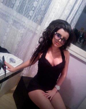 Looking for girls down to fuck? Ember from Colorado is your girl
