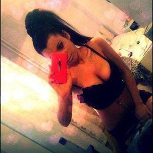 Escorts like Tori are down to fuck you now!