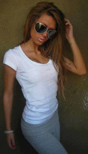 Meet local singles like Kali from Michigan who want to fuck tonight