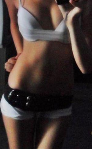 Kit from Ohio is looking for adult webcam chat