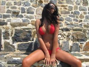 Meet local singles like Maeve from Virginia who want to fuck tonight