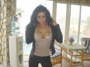 Kiersten from California is looking for adult webcam chat